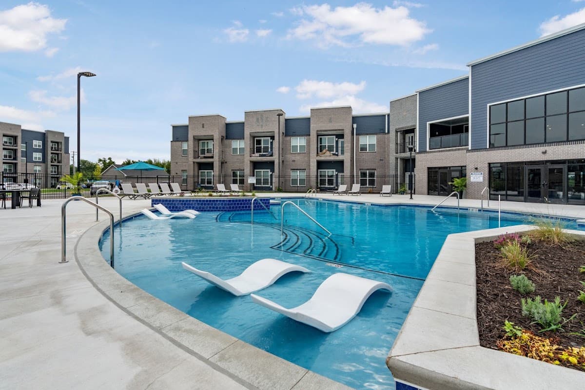 SpringBrook Park Apartments — photo 4