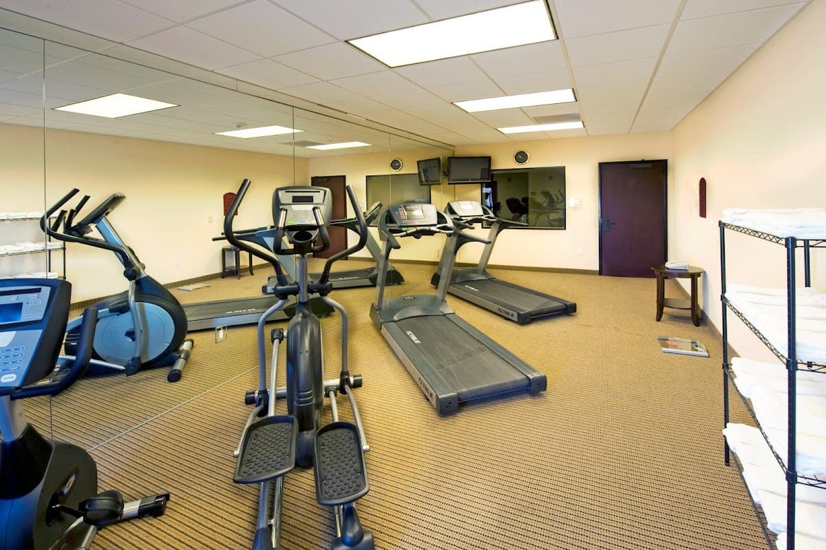 Holiday Inn Express & Suites Willcox by IHG — photo 5