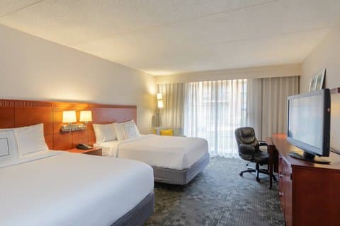 Courtyard by Marriott Atlanta Windy Hill/Ballpark — photo 2