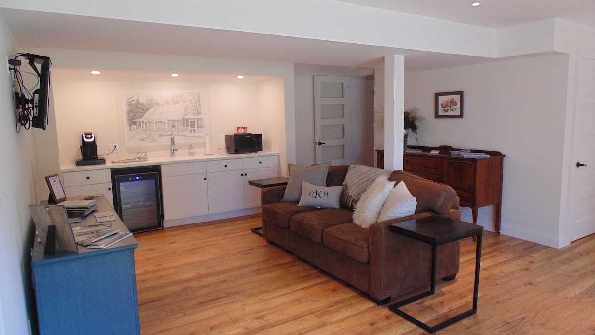 Carriage House On Kent — photo 5