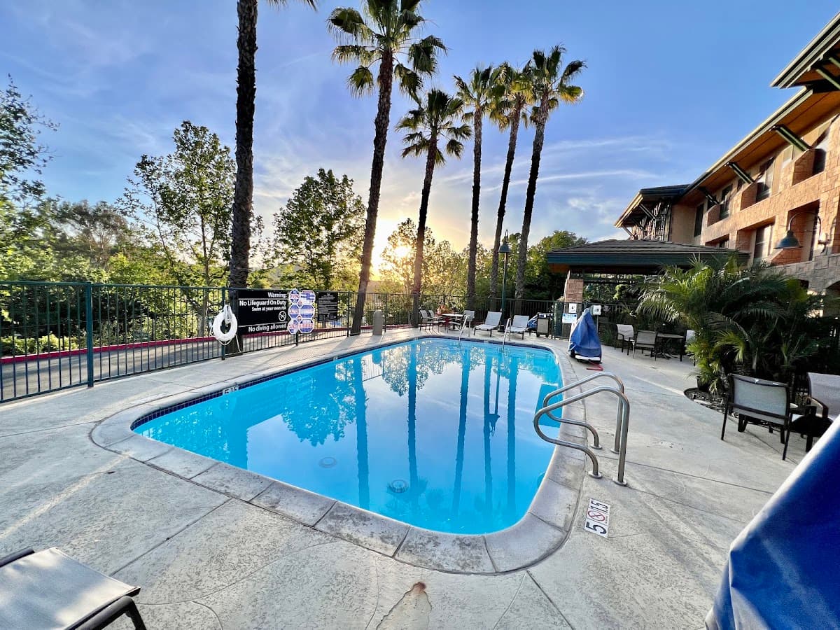 Hampton Inn & Suites Agoura Hills — photo 3
