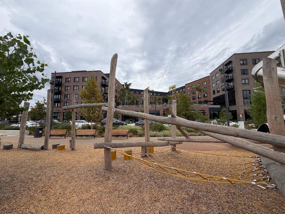 Gateway Crossing Community Park — photo 2