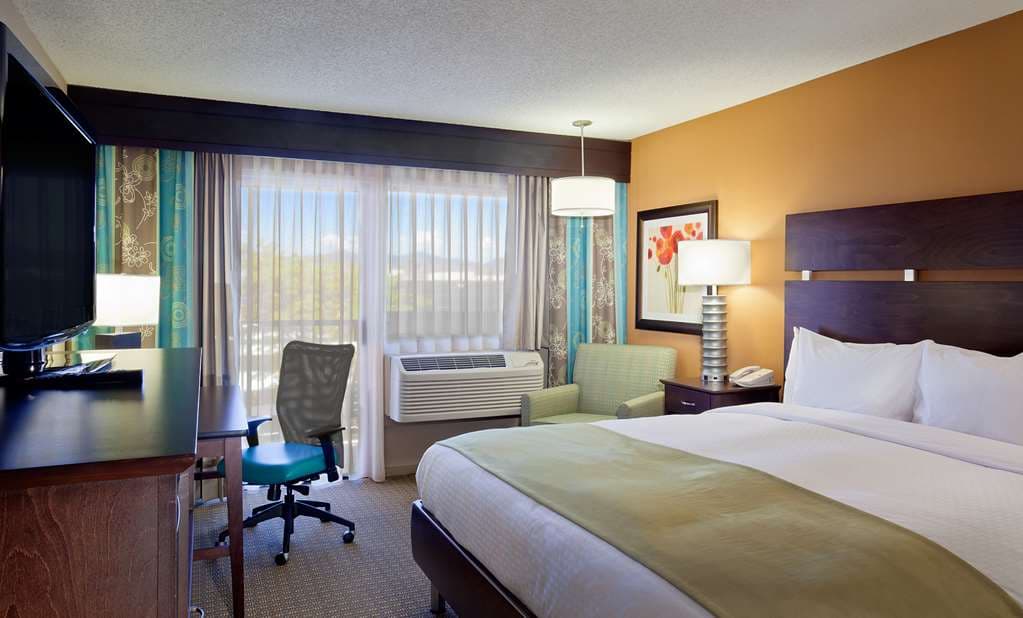 DoubleTree by Hilton Hotel Santa Fe — photo 2