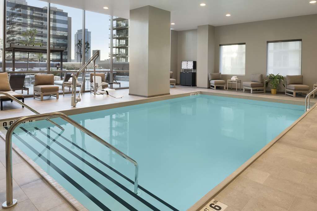 Hampton Inn Chicago West Loop Fulton Market Area — photo 3