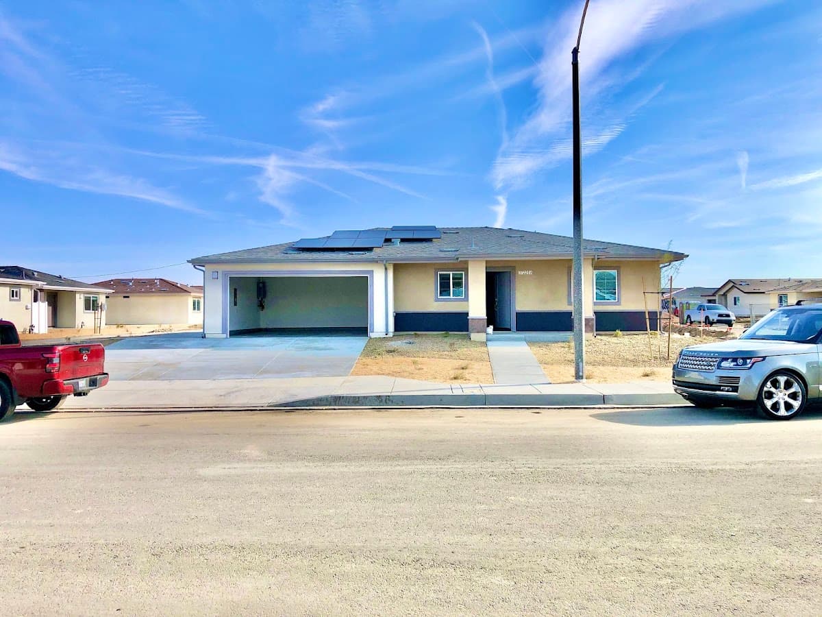 Maison’s Palmdale — photo 4