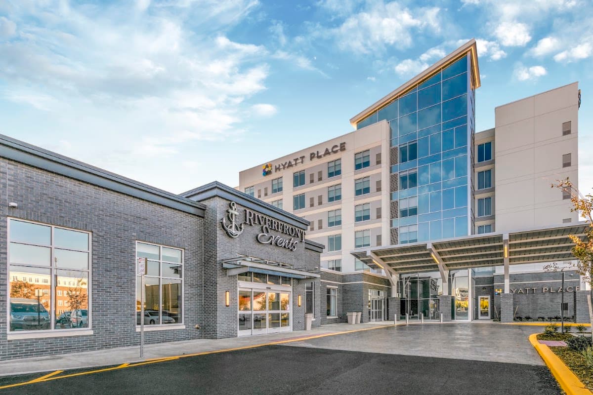 Hyatt Place Wilmington Riverfront — photo 1