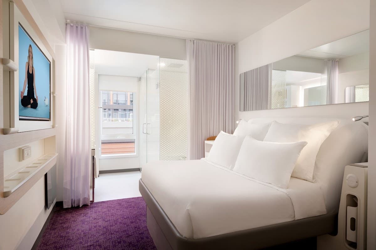 YOTEL Boston — photo 2