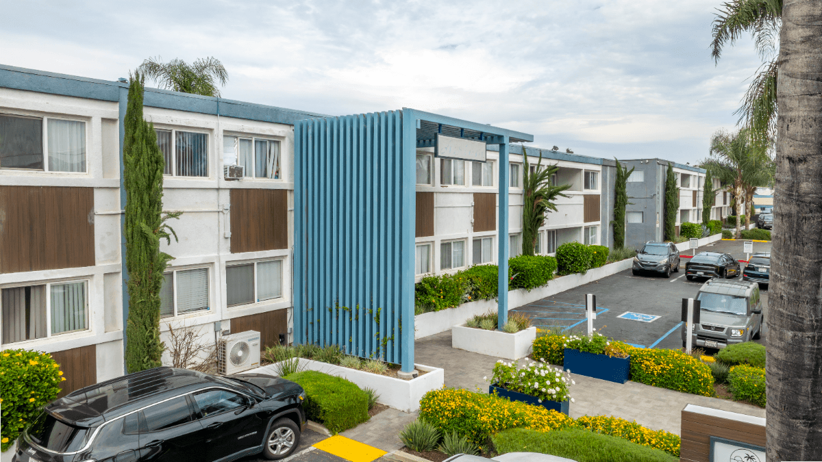 The Cove at West Covina — photo 1