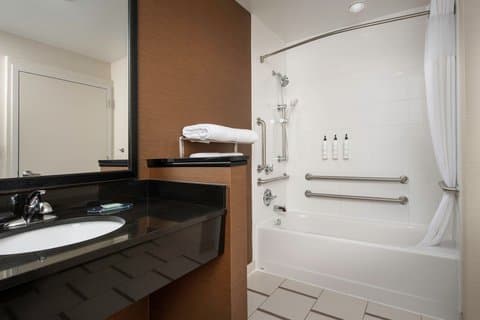 Fairfield by Marriott Inn & Suites Ithaca — photo 4