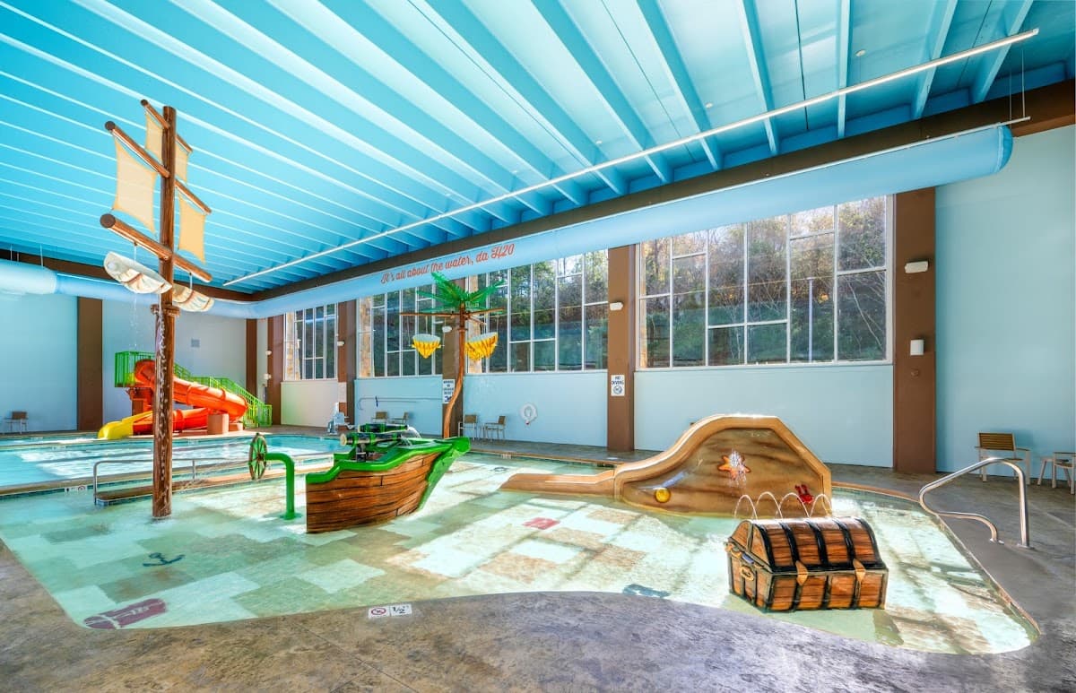 Compass by Margaritaville Hotel Pigeon Forge — photo 3