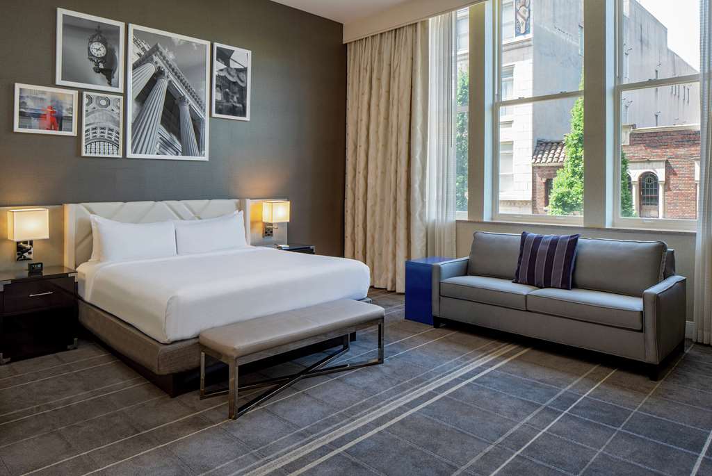 Hilton Richmond Downtown — photo 2