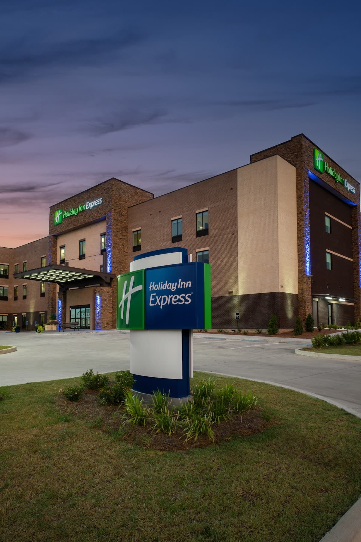 Holiday Inn Express Hattiesburg West – Univ Area by IHG — photo 1