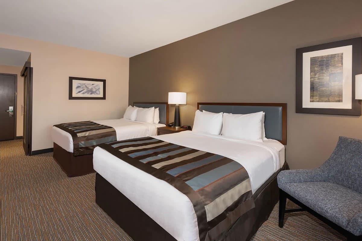 Hampton Inn San Jose Cherry Ave — photo 2
