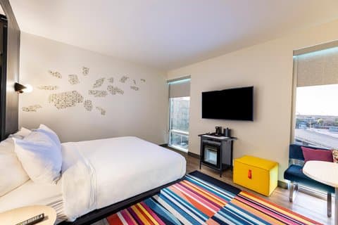 Aloft by Marriott Savannah Downtown Historic District — photo 2