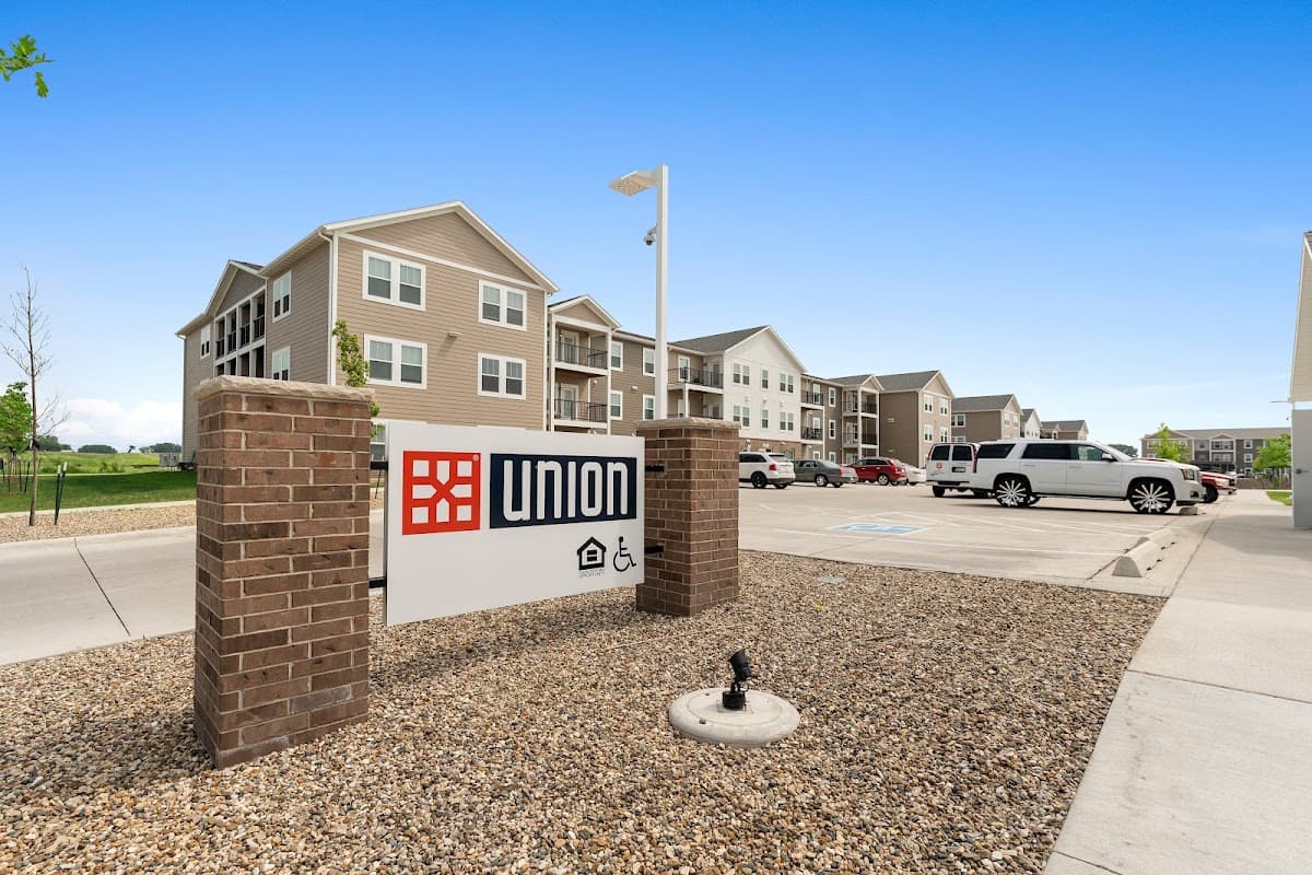 Union at North Crossing — photo 1