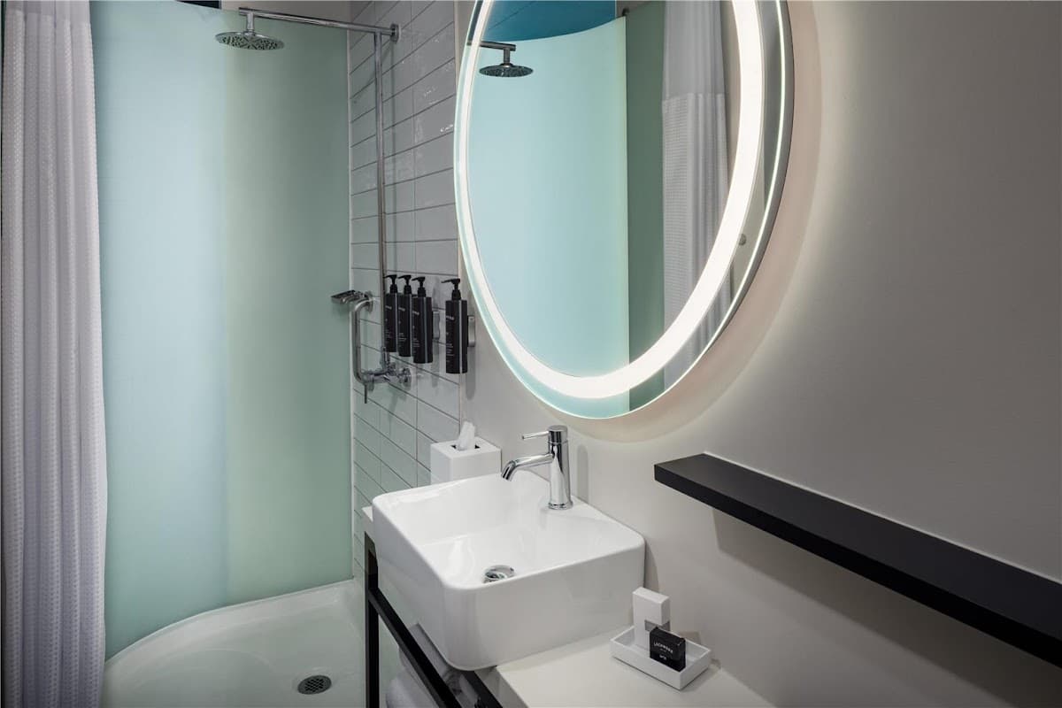 The Clara Hotel Plano Tapestry Collection by Hilton — photo 4