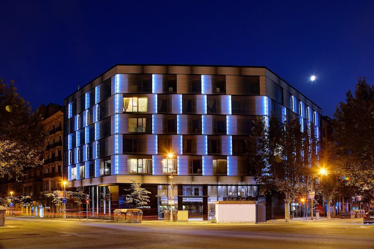 Olivia Balmes Hotel Trabajo — photo 1