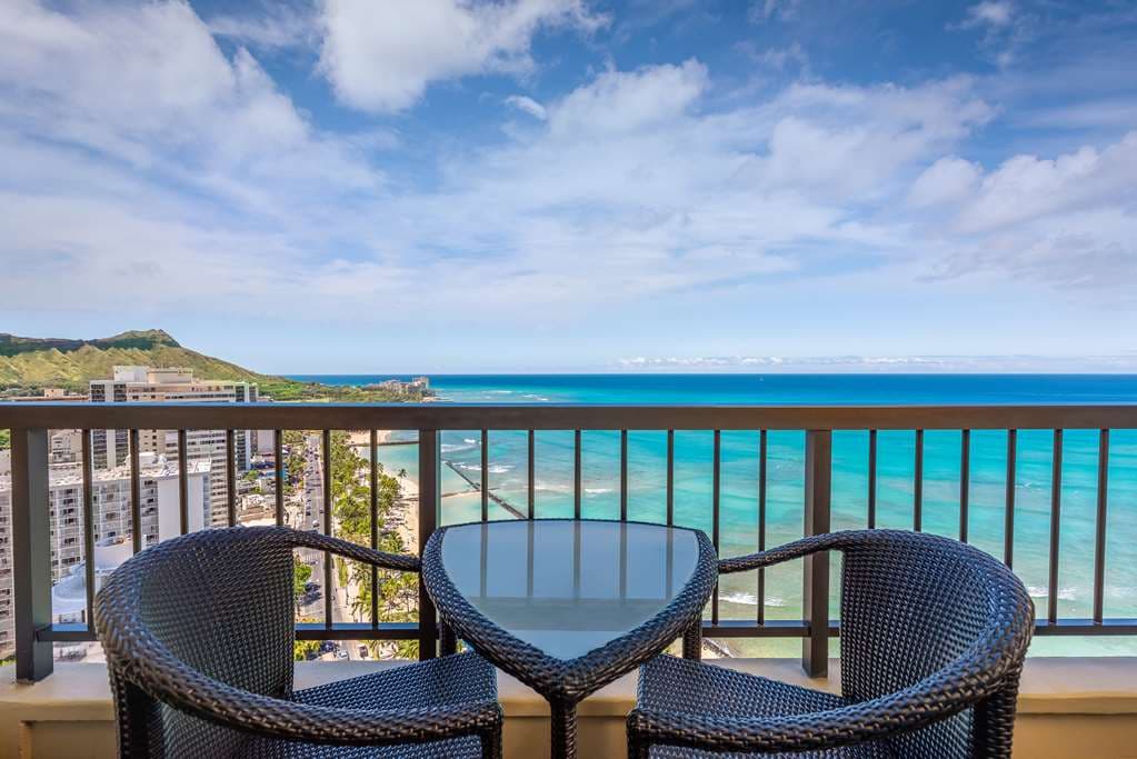 Hyatt Regency Waikiki Beach Resort and Spa — photo 5