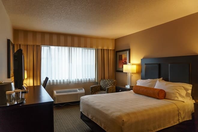 Monarch Hotel Conference Center — photo 2