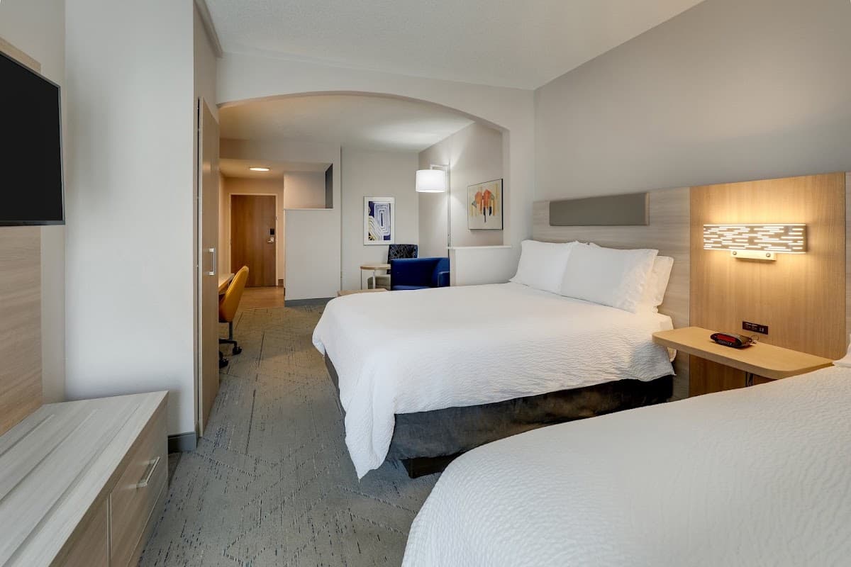 Holiday Inn Express & Suites Orangeburg by IHG — photo 2