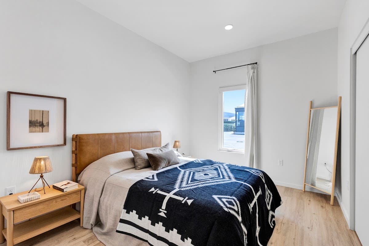 Snowfarm Apartments — photo 2