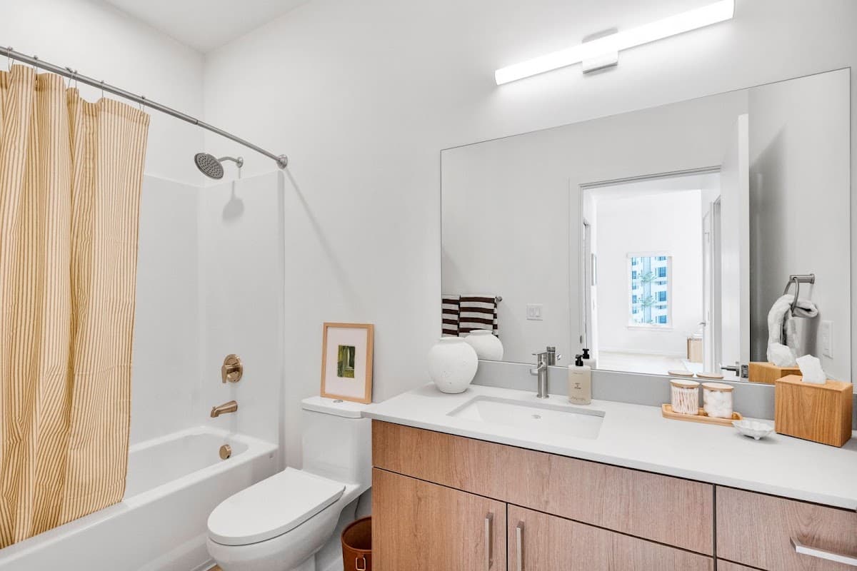 Snowfarm Apartments — photo 4