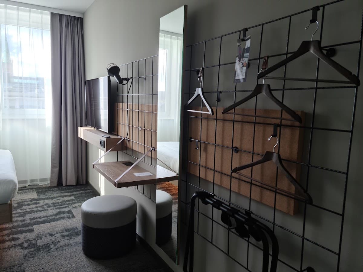 Moxy Duesseldorf City — photo 3