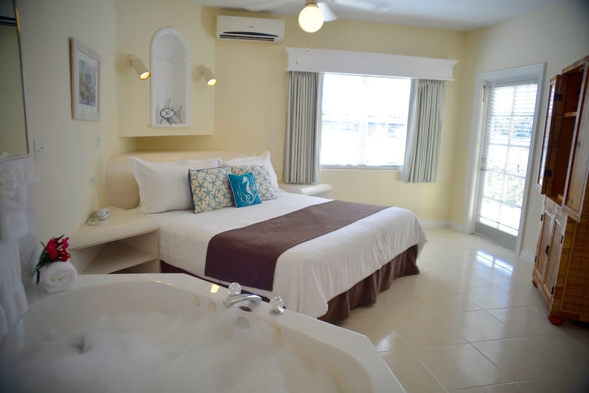 Sandyport Beach Resort — photo 2
