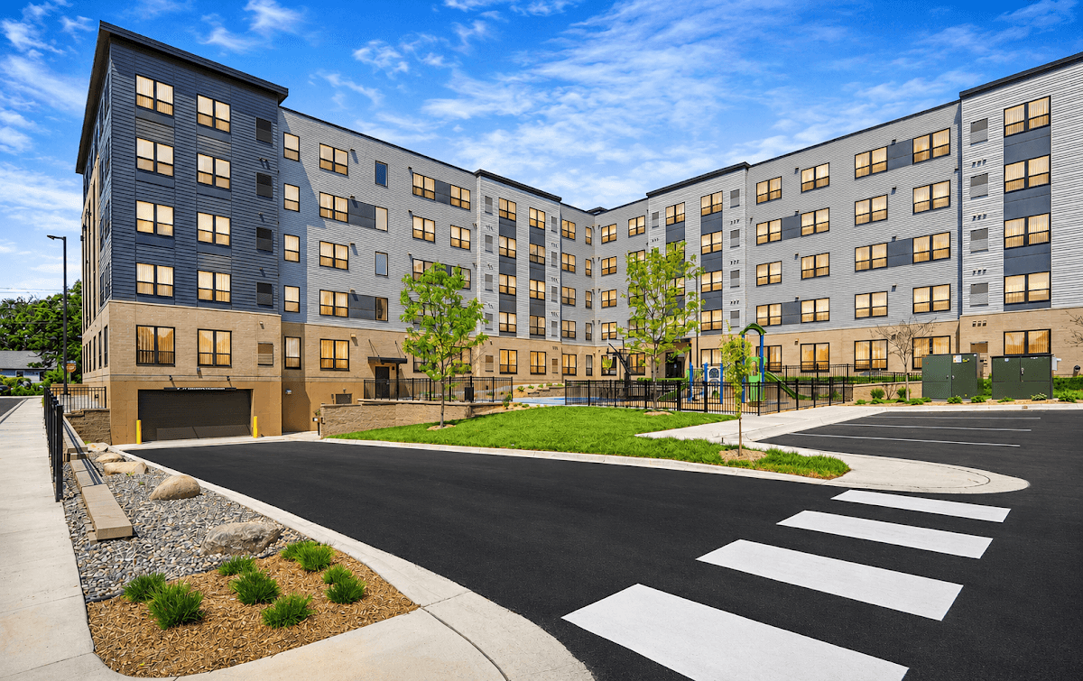 Ride Apartments — photo 1