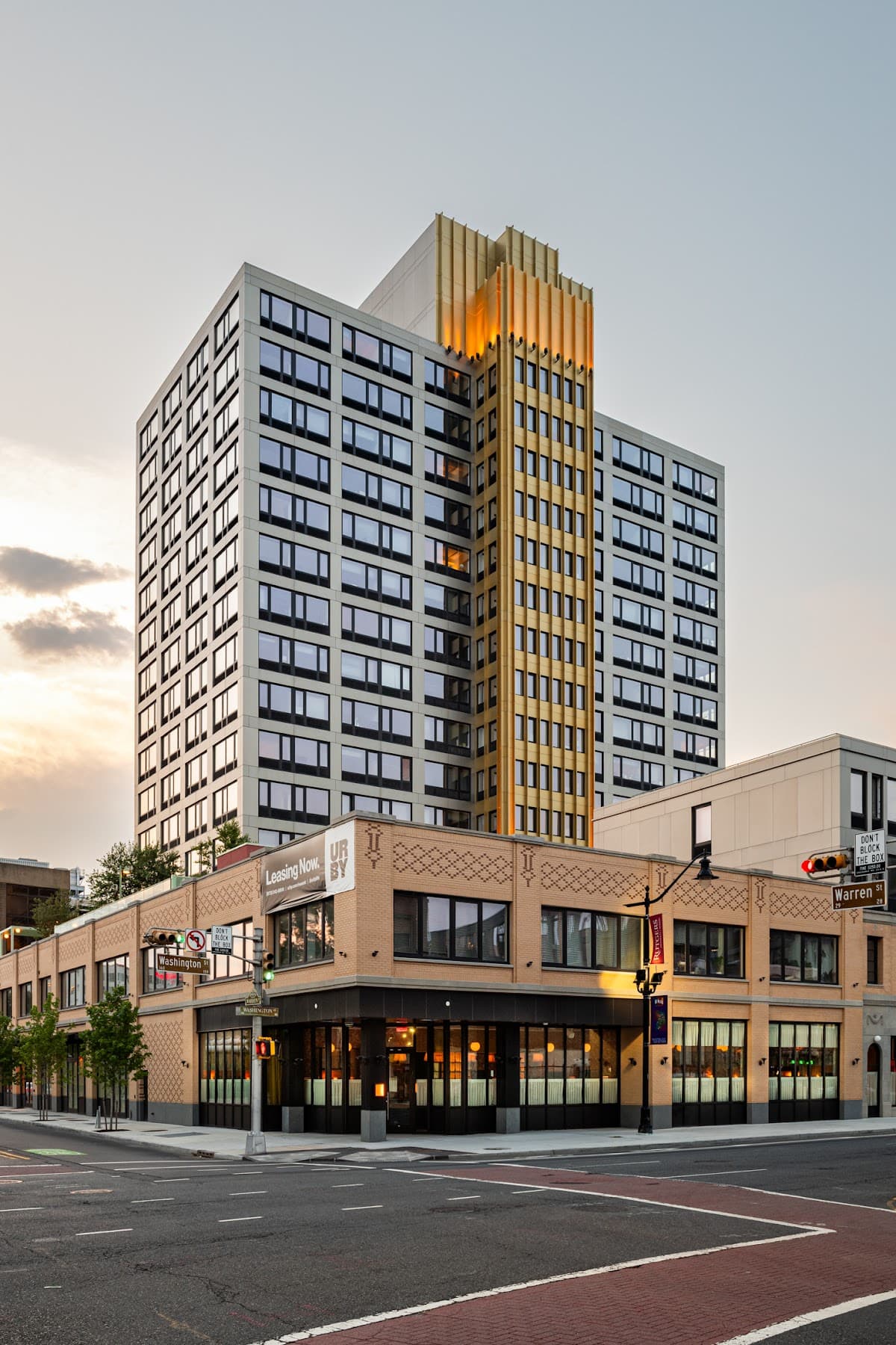 Newark Urby Apartments — photo 1