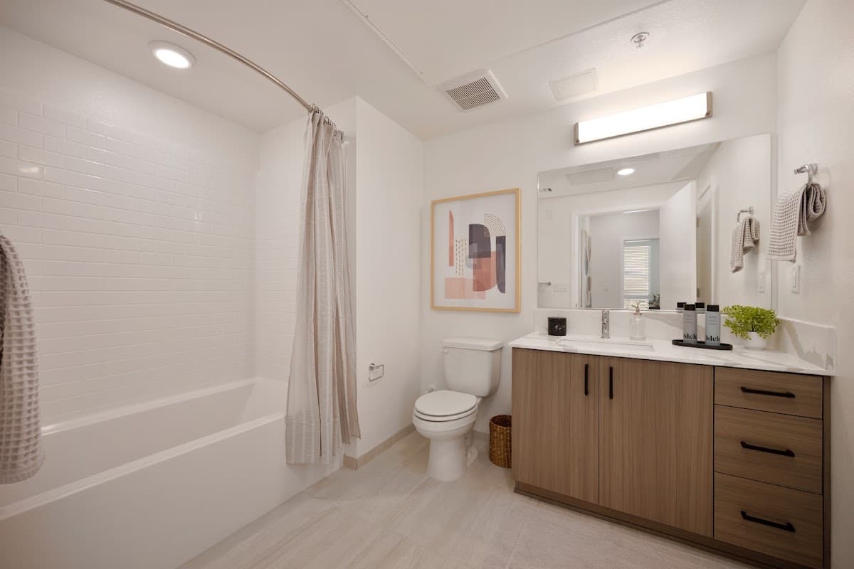 Halcyon Apartments — photo 3