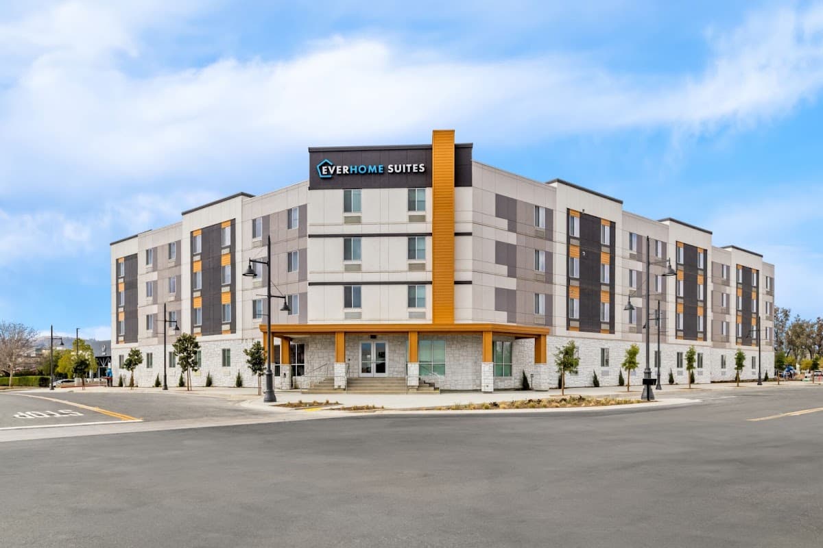 Everhome Suites Temecula Wine Country — photo 1