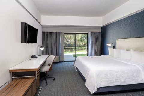 Courtyard by Marriott Colorado Springs South — photo 2
