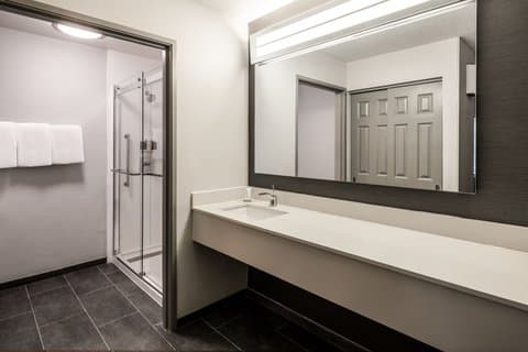Courtyard by Marriott Colorado Springs South — photo 4