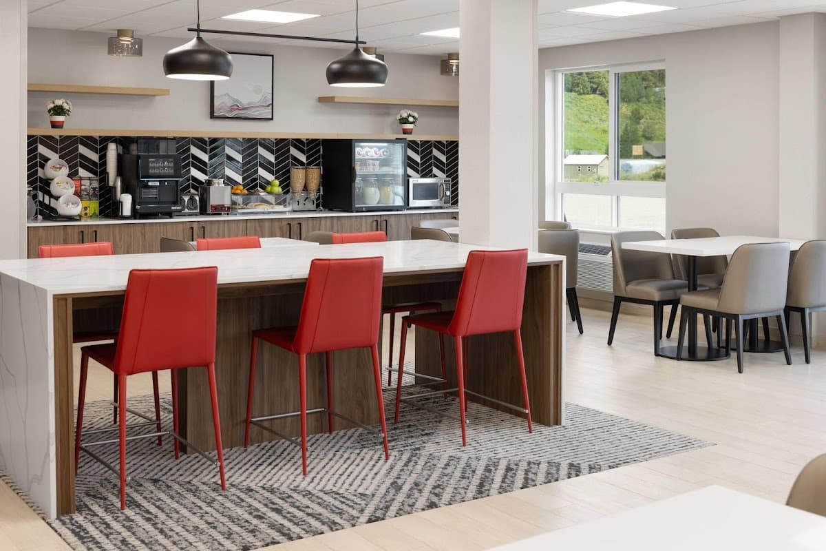 Hawthorn Extended Stay by Wyndham Alpine — photo 4