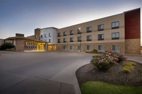 Fairfield by Marriott Inn & Suites Lincoln Southeast — photo 1