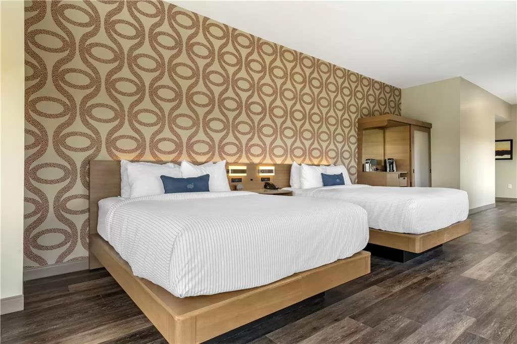 DoubleTree by Hilton Greenville Woodruff Road — photo 2