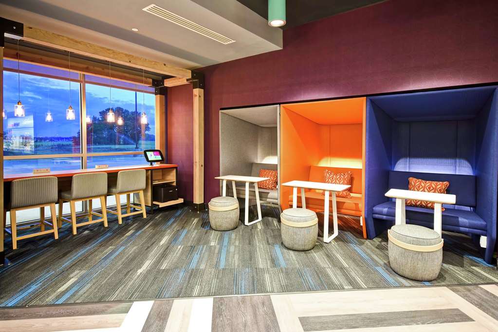 Tru by Hilton North Platte — photo 4
