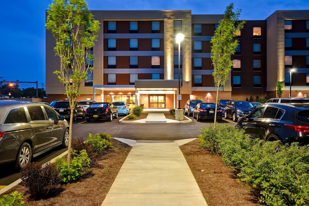 Home2 Suites by Hilton Amherst Buffalo — photo 1