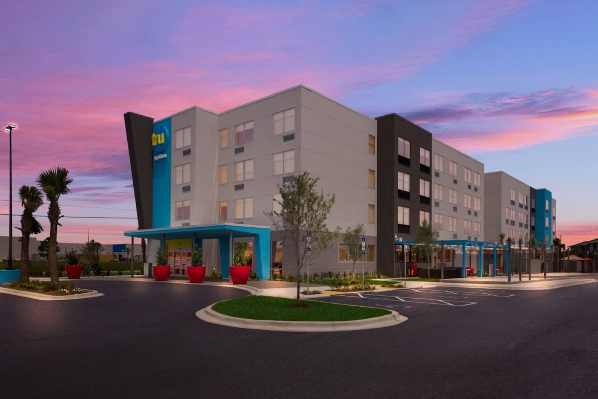Tru by Hilton Destin — photo 1