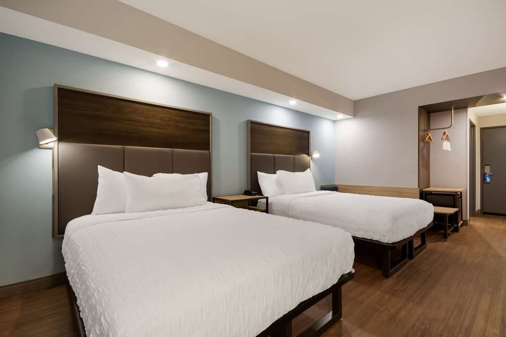 Tru by Hilton Destin — photo 2