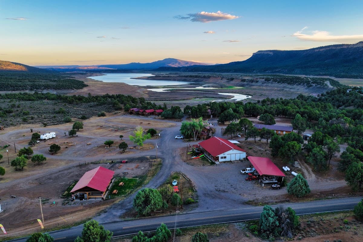 Stone House Lodge, RV & Cafe — photo 1