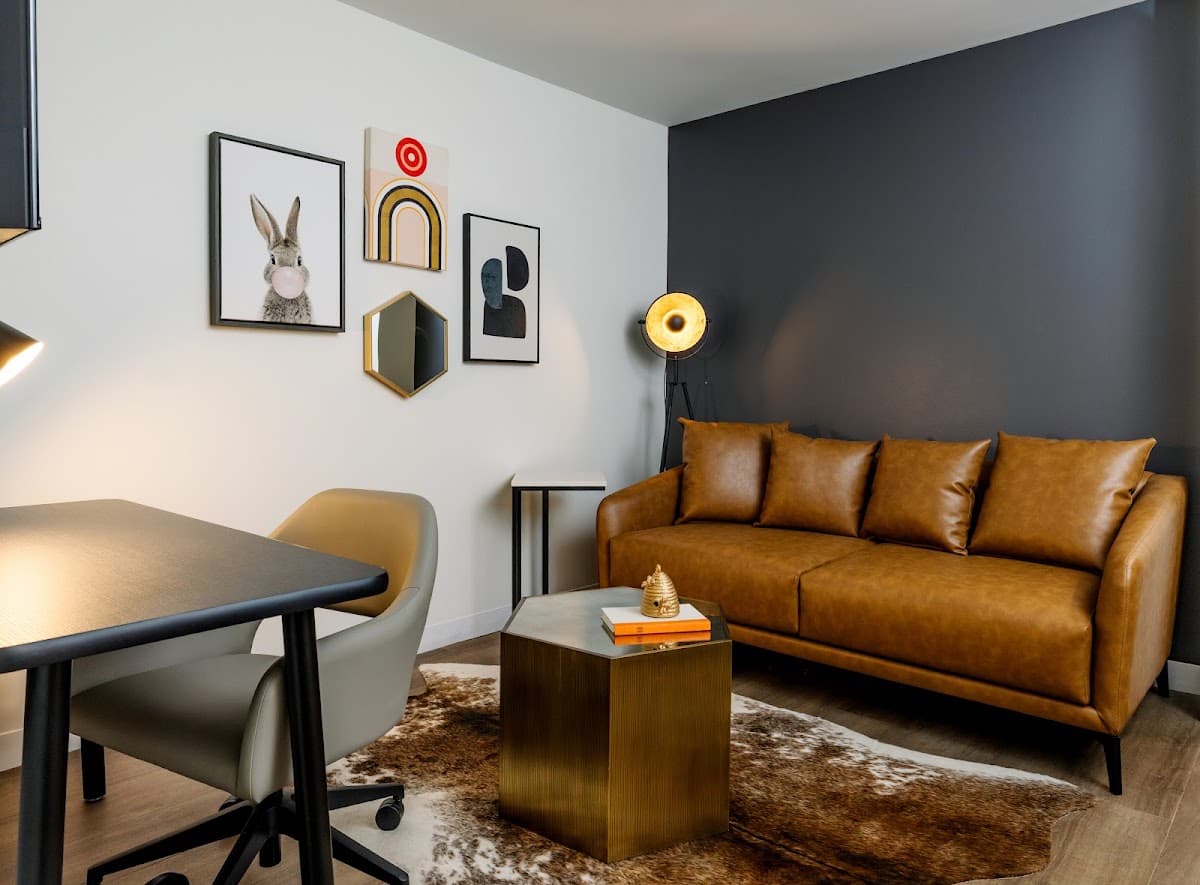 Hive House — photo 4