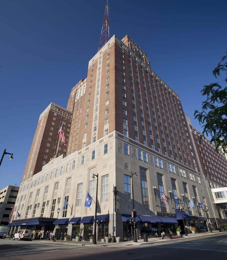 Hilton Milwaukee — photo 1