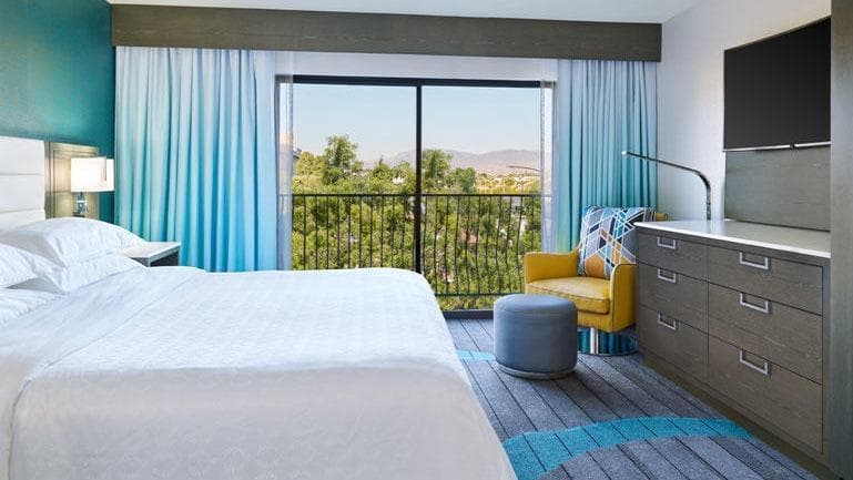 Sheraton Tucson Hotel & Suites — photo 2