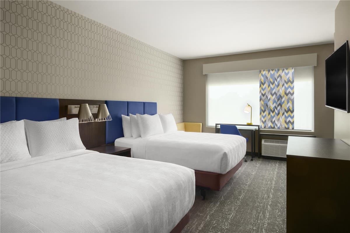 GLō Best Western Olive Branch — photo 2