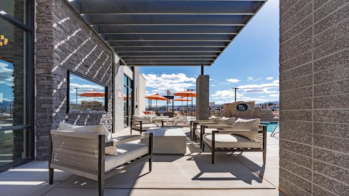 The Vue At Desert Color — photo 1