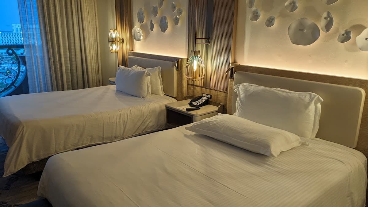 The Royal at Atlantis — photo 2