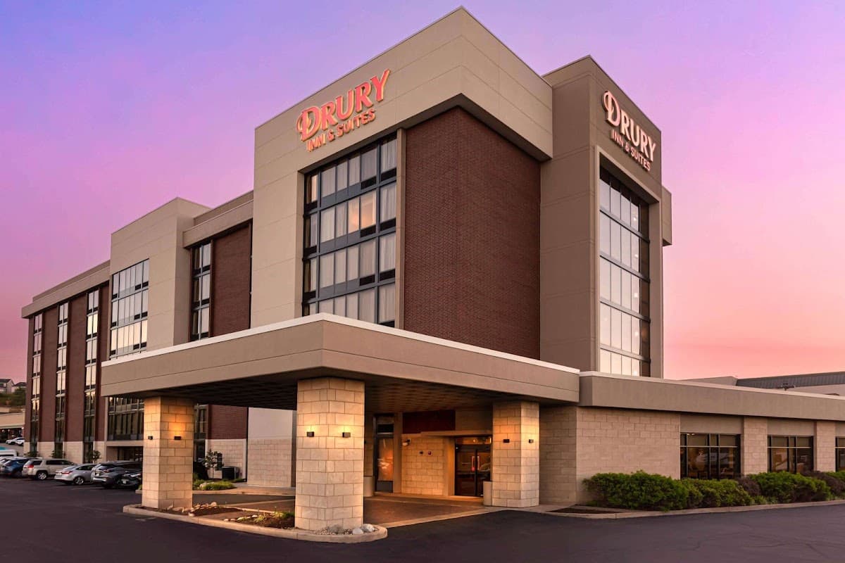 Drury Inn & Suites St. Louis Southwest — photo 1