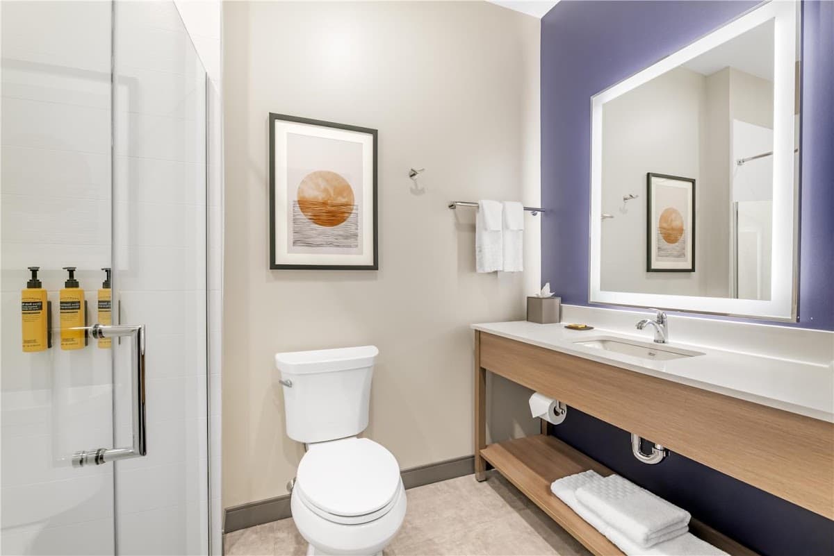 Best Western Plus Marquette Hotel & Suites — photo 4